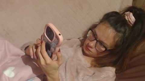 say meow and send tip  online show from 11-11-25, 10:10