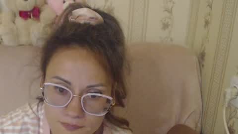 say meow and send tip  online show from 06-01-26, 12:18