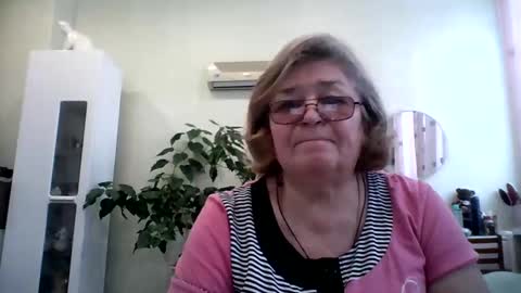 Snapshot of flowerlover8 chatting on 02-02-25, 07:41 Flowerlower online show from 02-02-25, 07:41