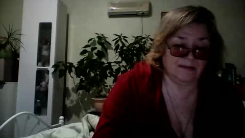 Snapshot of flowerlover8 chatting on 02-27-25, 03:36 Flowerlower online show from 02-27-25, 03:36