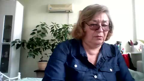 Snapshot of flowerlover8 chatting on 03-01-25, 12:56 Flowerlower online show from 03-01-25, 12:56