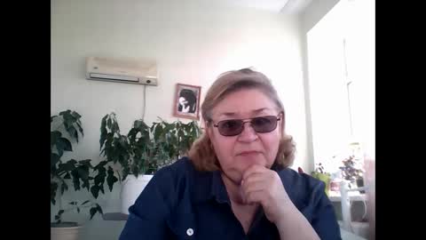 Snapshot of flowerlover8 chatting on 03-09-25, 12:31 Flowerlower online show from 03-09-25, 12:31
