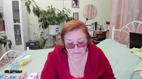 Snapshot of flowerlover8 chatting on 09-14-25, 05:56 Flowerlower online show from 09-14-25, 05:56