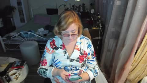 Flowerlower online show from 04-06-26, 05:36