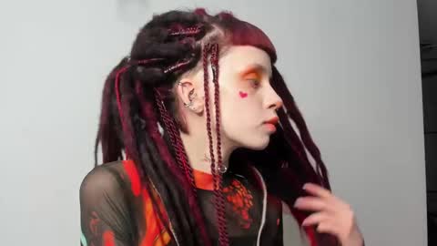 Snapshot of flowerofsin2001 chatting on 03-02-25, 03:27 Flower online show from 03-02-25, 03:27