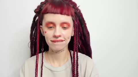 Snapshot of flowerofsin2001 chatting on 03-08-25, 03:24 Flower online show from 03-08-25, 03:24