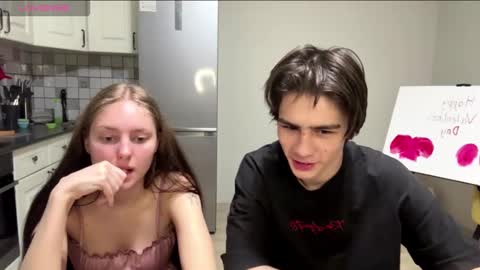 flowerscouple online show from 03-14-26, 10:26