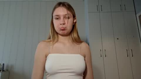 Snapshot of flowflirtx chatting on 05-16-26, 06:43 flowflirtx online show from 05-16-26, 06:43