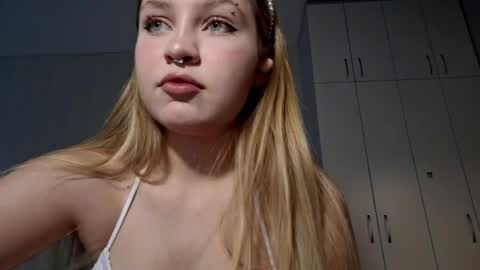 Snapshot of flowflirtx chatting on 05-22-26, 01:50 flowflirtx online show from 05-22-26, 01:50