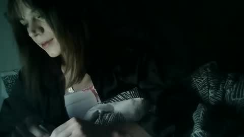 Snapshot of flowpinou chatting on 12-26-24, 07:13 Emmy online show from 12-26-24, 07:13