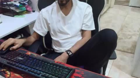 Snapshot of flowthefun chatting on 06-26-26, 10:14 flowthefun online show from 06-26-26, 10:14