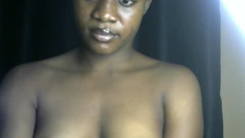 Snapshot of flrity10 chatting on 06-12-26, 03:44 Flirty online show from 06-12-26, 03:44