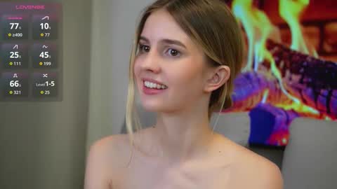 Snapshot of fluffy_angel chatting on 12-04-25, 06:16 Adeline online show from 12-04-25, 06:16