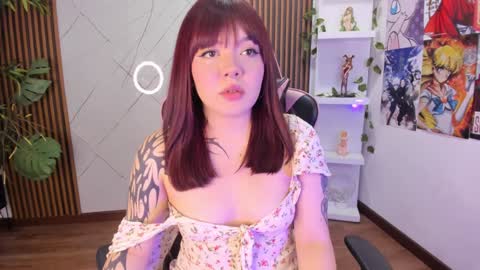 Snapshot of fluffy_bubble21 chatting on 02-06-25, 04:21 FLUFFY BUBBLE online show from 02-06-25, 04:21