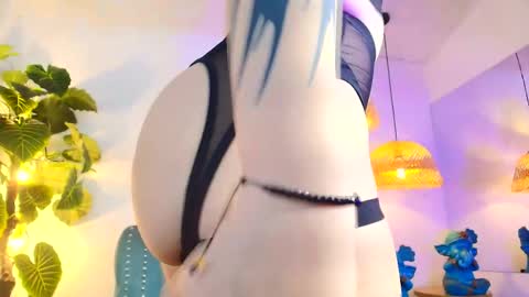  FLUFFY BUBBLE  online show from 04-18-26, 04:49