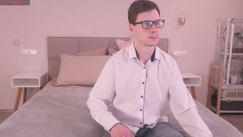 Fluffy and Krut online show from 02-10-26, 01:59