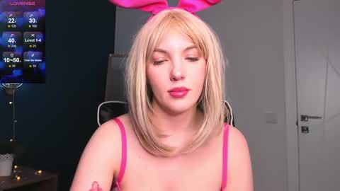 Monica online show from 02-14-25, 04:37