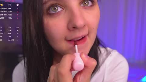 LilLisa online show from 06-19-26, 06:07