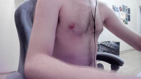 Snapshot of fluffycat_ chatting on 02-08-25, 09:15 fluffycat online show from 02-08-25, 09:15