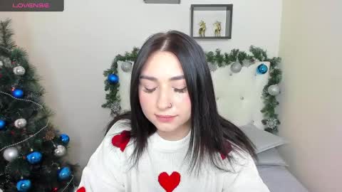 Lina online show from 12-15-24, 11:42