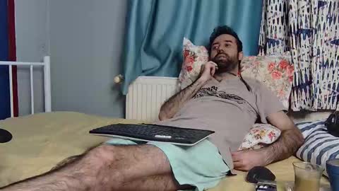 Fly online show from 12-14-25, 08:20