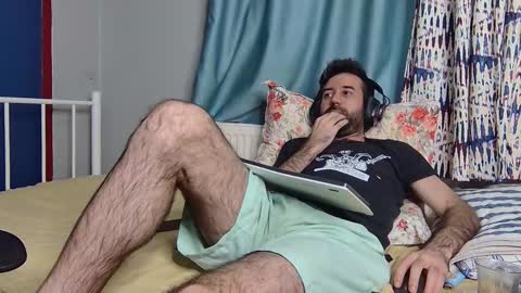 Fly online show from 12-14-25, 08:24