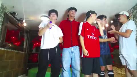 Snapshot of flyckers chatting on 02-27-25, 02:43 flyckers online show from 02-27-25, 02:43