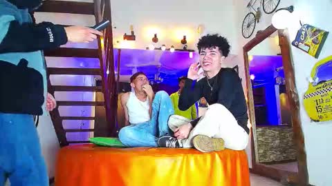 Snapshot of flyckers chatting on 09-14-25, 08:08 flyckers online show from 09-14-25, 08:08