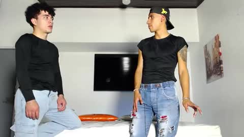 Snapshot of flyckers chatting on 11-08-25, 09:46 flyckers online show from 11-08-25, 09:46