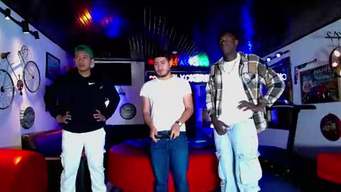 flyckers online show from 07-10-26, 12:08