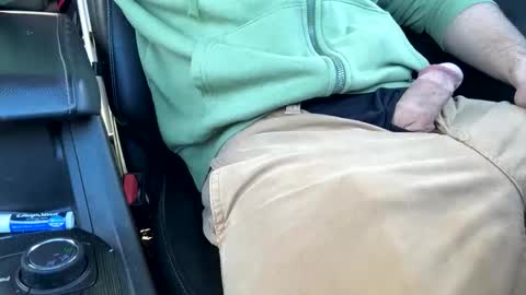 Snapshot of flyersguy84 chatting on 02-17-26, 07:53 Average Joe online show from 02-17-26, 07:53