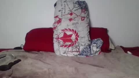 Snapshot of flylen chatting on 02-18-25, 10:25 flylen online show from 02-18-25, 10:25