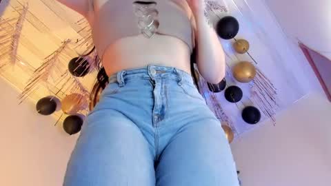 Snapshot of flylia_ chatting on 06-07-26, 11:03 lia online show from 06-07-26, 11:03