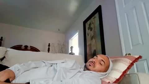 Snapshot of fn389 chatting on 12-24-24, 10:49 Frank online show from 12-24-24, 10:49