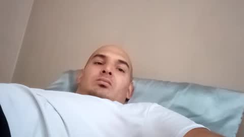 Snapshot of fn389 chatting on 02-23-25, 07:28 Frank online show from 02-23-25, 07:28