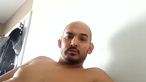 Snapshot of fn389 chatting on 09-12-25, 07:58 Frank online show from 09-12-25, 07:58