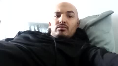 Snapshot of fn389 chatting on 11-11-25, 05:35 Frank online show from 11-11-25, 05:35