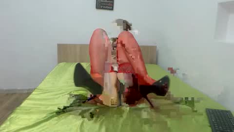 Snapshot of fockers4u chatting on 09-13-25, 03:01 Amy online show from 09-13-25, 03:01