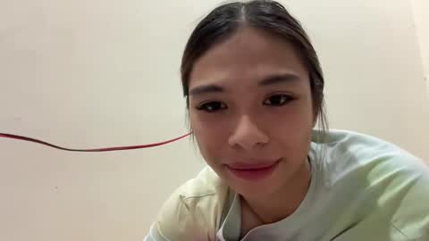Snapshot of foeheart chatting on 05-19-26, 02:51 Foe online show from 05-19-26, 02:51