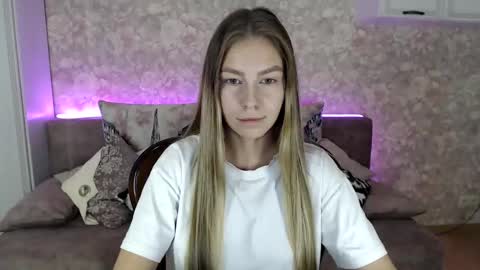 Molli  Ready for any play with you. Hottest show in pvt  Help a student earn big tokens  online show from 11-27-25, 06:54