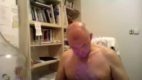 Snapshot of fojtik chatting on 09-22-25, 07:05 Fojtik online show from 09-22-25, 07:05