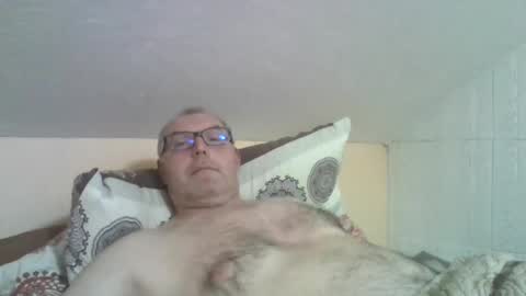 Snapshot of fojtik chatting on 10-14-25, 08:42 Fojtik online show from 10-14-25, 08:42