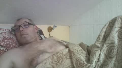 Snapshot of fojtik chatting on 10-15-25, 09:48 Fojtik online show from 10-15-25, 09:48