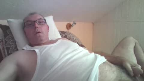 Snapshot of fojtik chatting on 10-21-25, 12:17 Fojtik online show from 10-21-25, 12:17