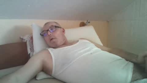 Snapshot of fojtik chatting on 11-07-25, 02:39 Fojtik online show from 11-07-25, 02:39