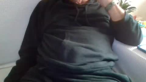 Snapshot of folletto1 chatting on 10-19-25, 03:12 folletto1 online show from 10-19-25, 03:12