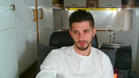 Snapshot of followknight chatting on 10-25-25, 04:57 independent model online show from 10-25-25, 04:57