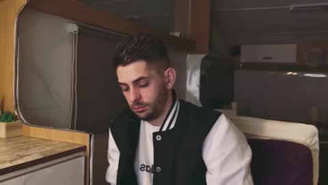 Snapshot of followknight chatting on 01-31-26, 09:02 independent model online show from 01-31-26, 09:02