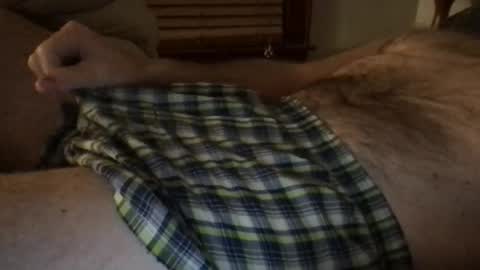 Snapshot of fonzieono chatting on 12-18-25, 10:21 fonzieono online show from 12-18-25, 10:21