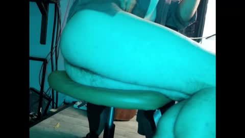 Snapshot of footlover6 chatting on 10-25-25, 10:12 Thomas Jefferson online show from 10-25-25, 10:12